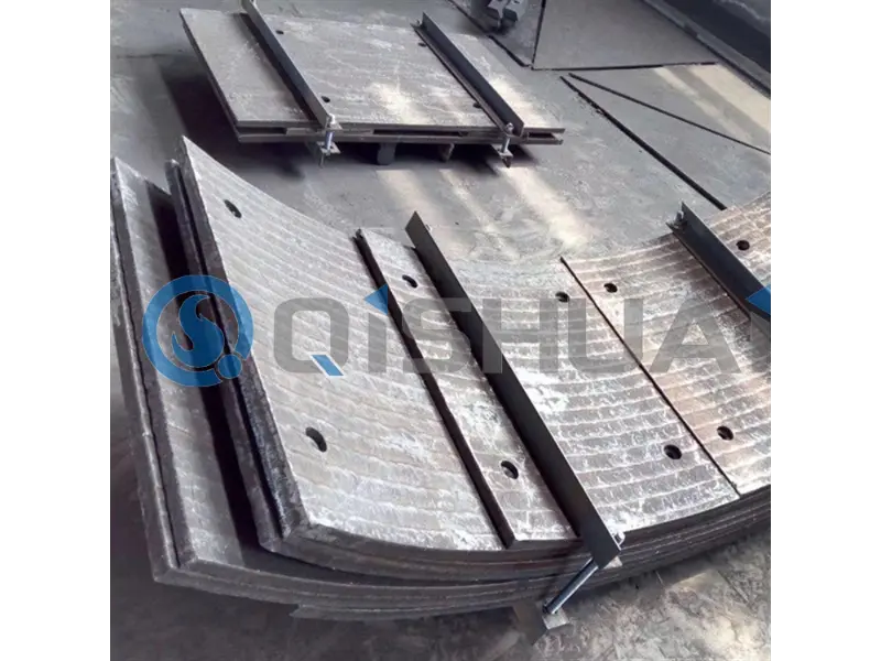 ເປັນຫຍັງແຜ່ນເຄືອບ Chromium Carbide ຈຶ່ງທົນທານຕໍ່ການສວມໃສ່ໄດ້ຫຼາຍກວ່າເຫຼັກທຳມະດາ?